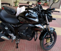 Sparkle Black Suzuki Gixxer 150