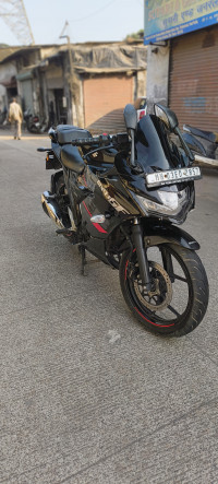 Black Glossy Suzuki Gixxer SF BS6