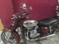 Maroon Jawa Jawa BS6