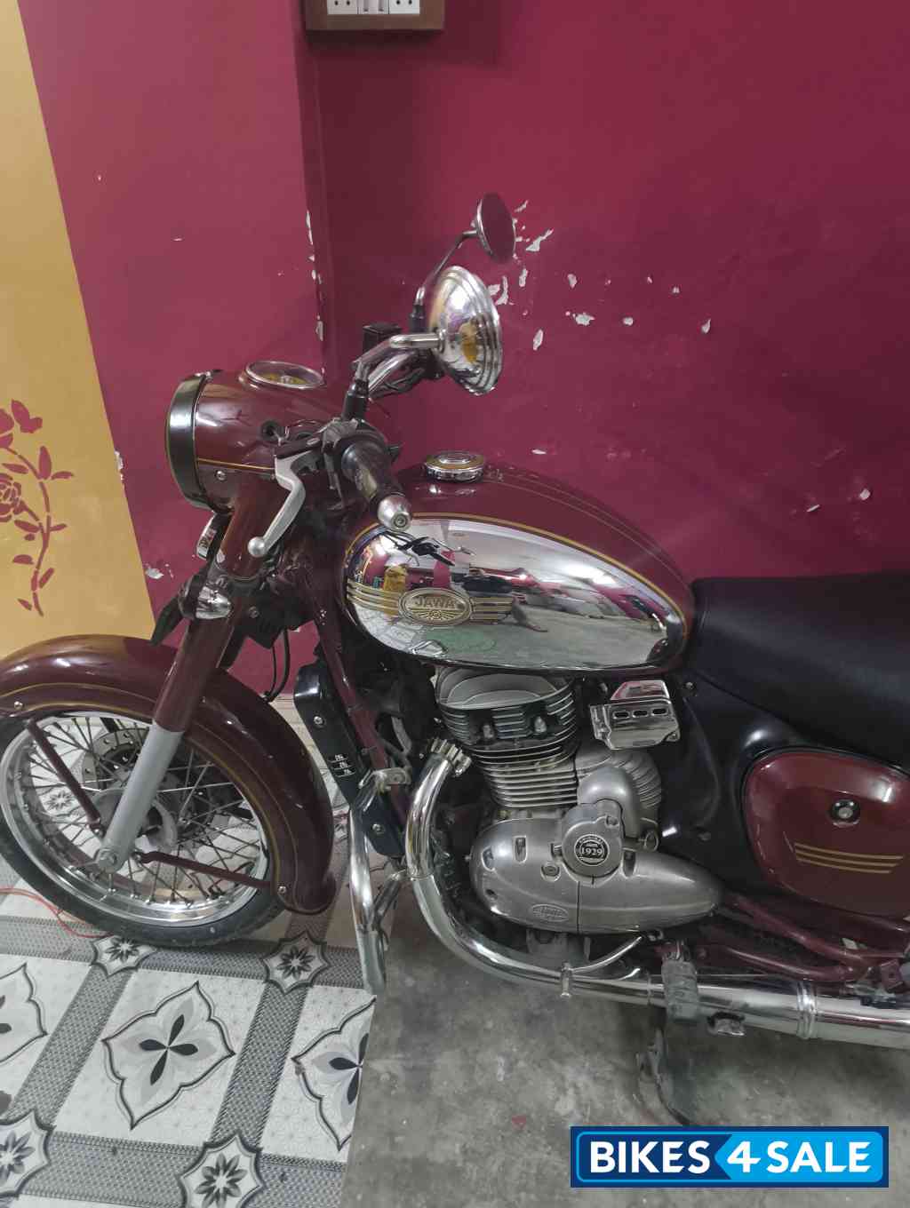 Maroon Jawa Jawa BS6
