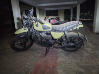 Yezdi Scrambler Single Tone