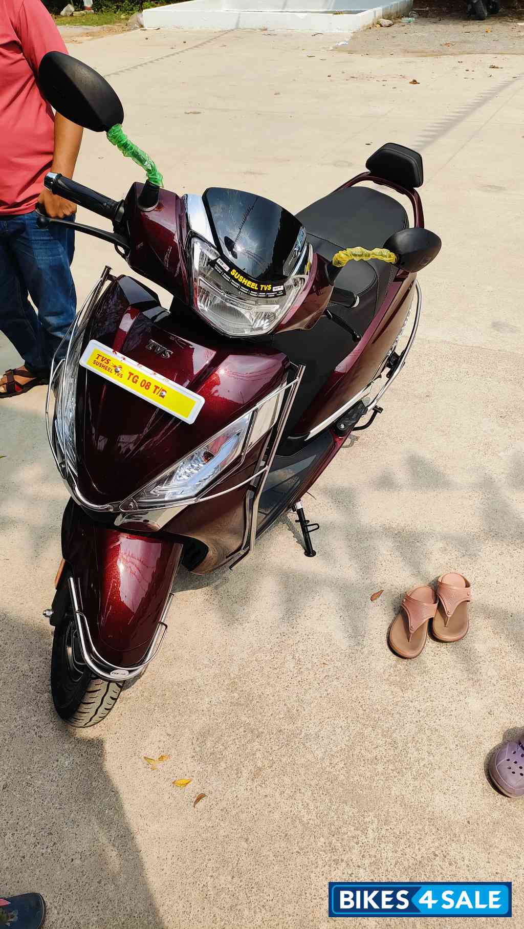 Maroon TVS Jupiter 125 SmartXonnect