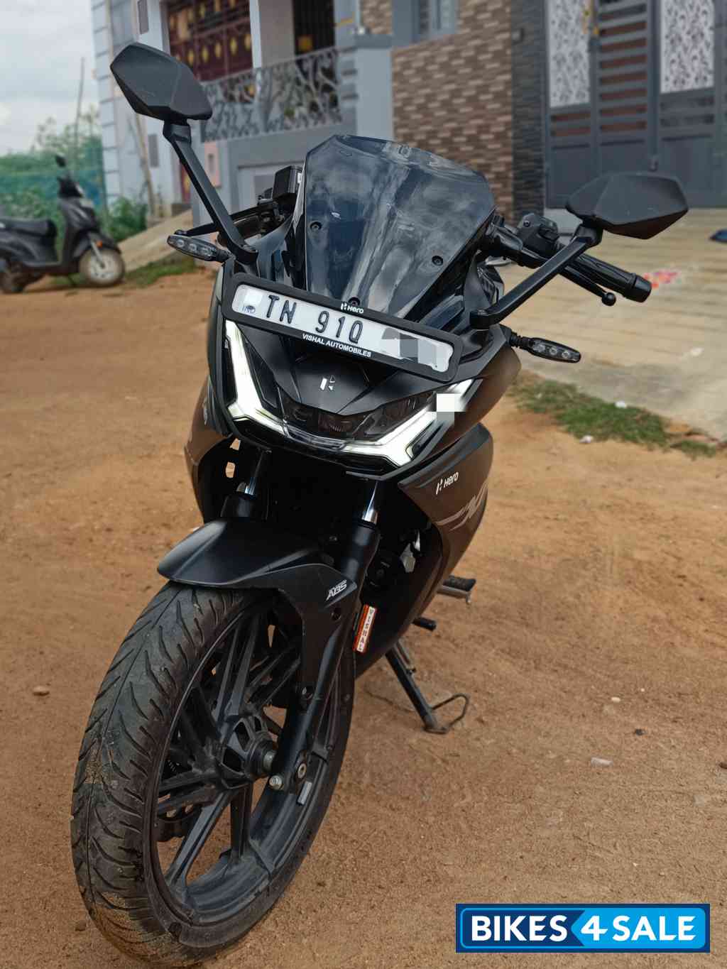 Matte Phantom Black Hero Karizma XMR Matte Phantom Black Hero Karizma XMR