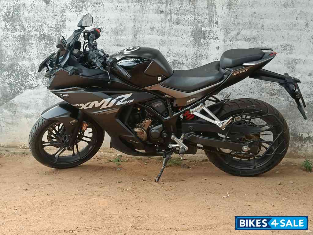 Matte Phantom Black Hero Karizma XMR Matte Phantom Black Hero Karizma XMR