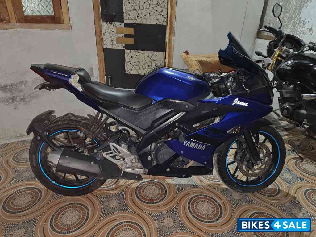 Racing Blue Yamaha YZF R15 V3