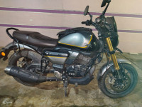 TVS Ronin TD