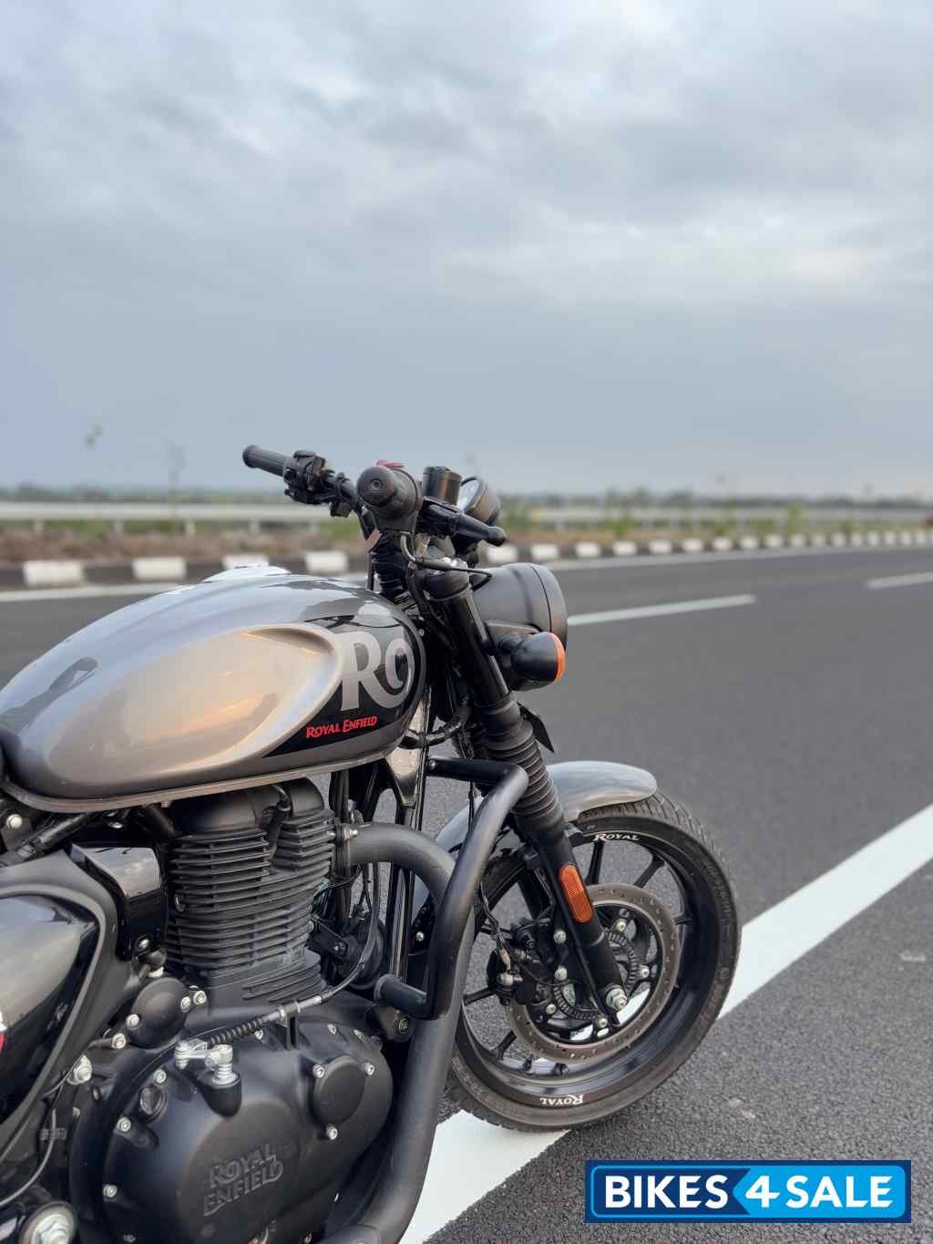 Royal Enfield Hunter 350 Metro