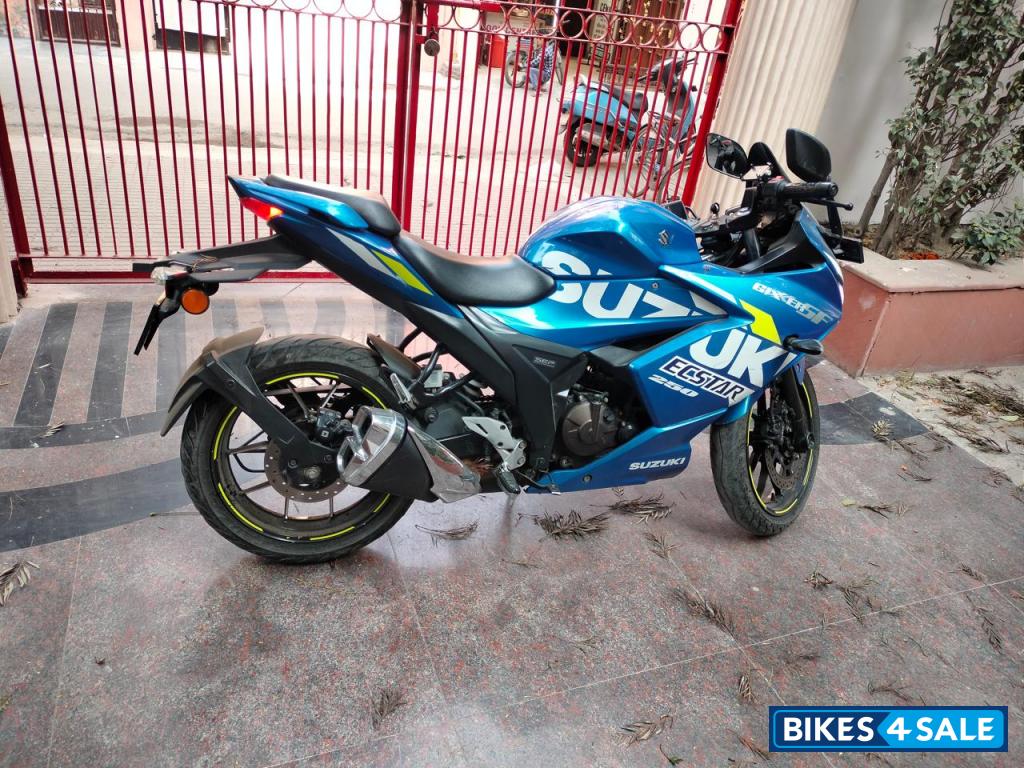 Suzuki Gixxer SF 250 Suzuki Gixxer SF 250