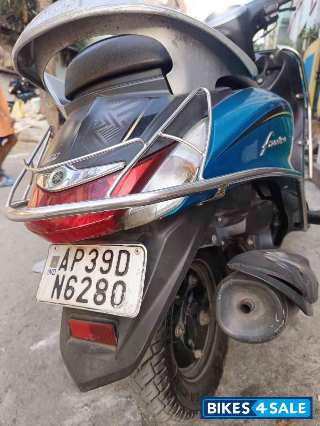 Green Yamaha Fascino Green Yamaha Fascino