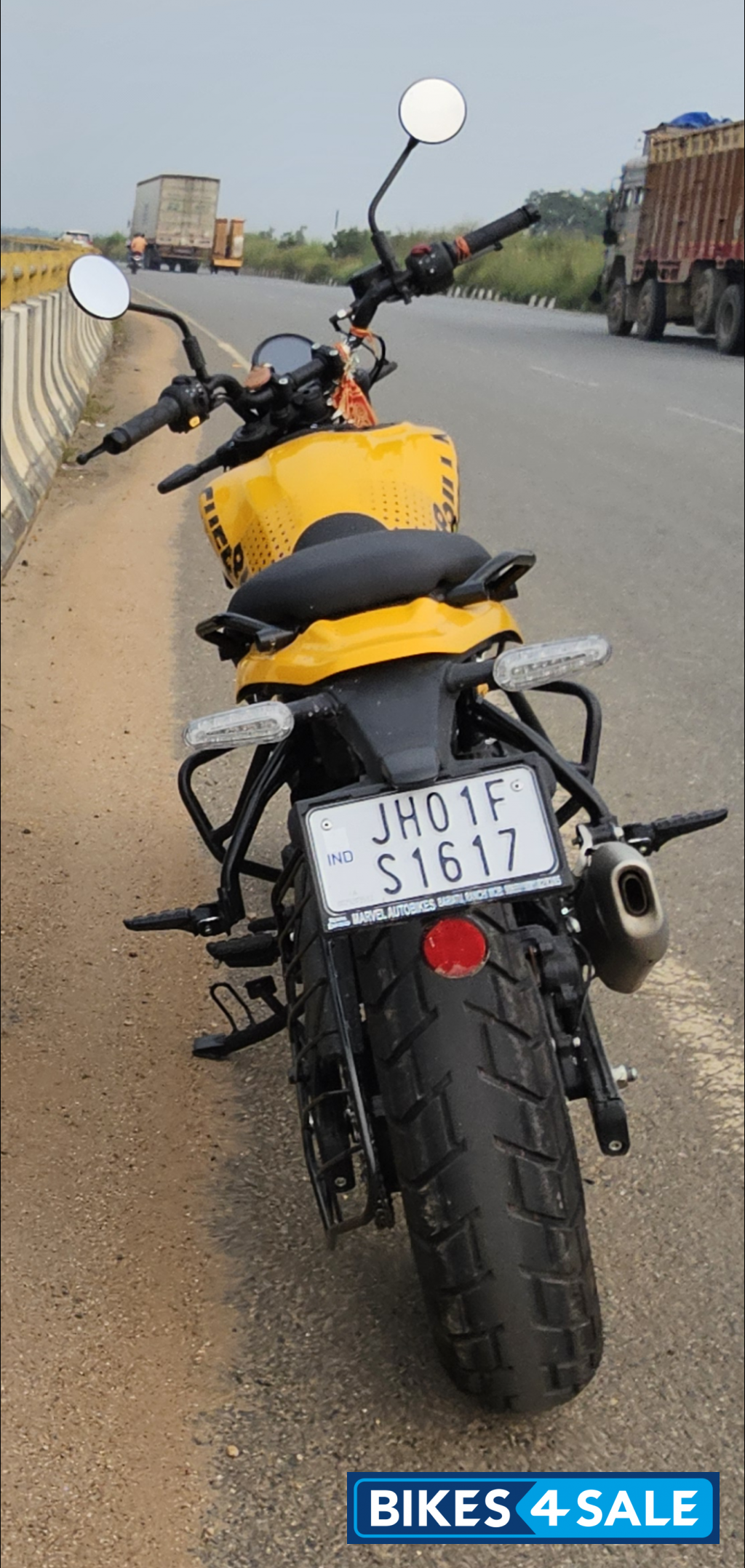 Royal Enfield Guerrilla 450