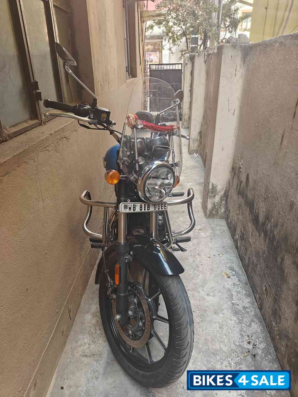 Royal Enfield Meteor 350 Supernova