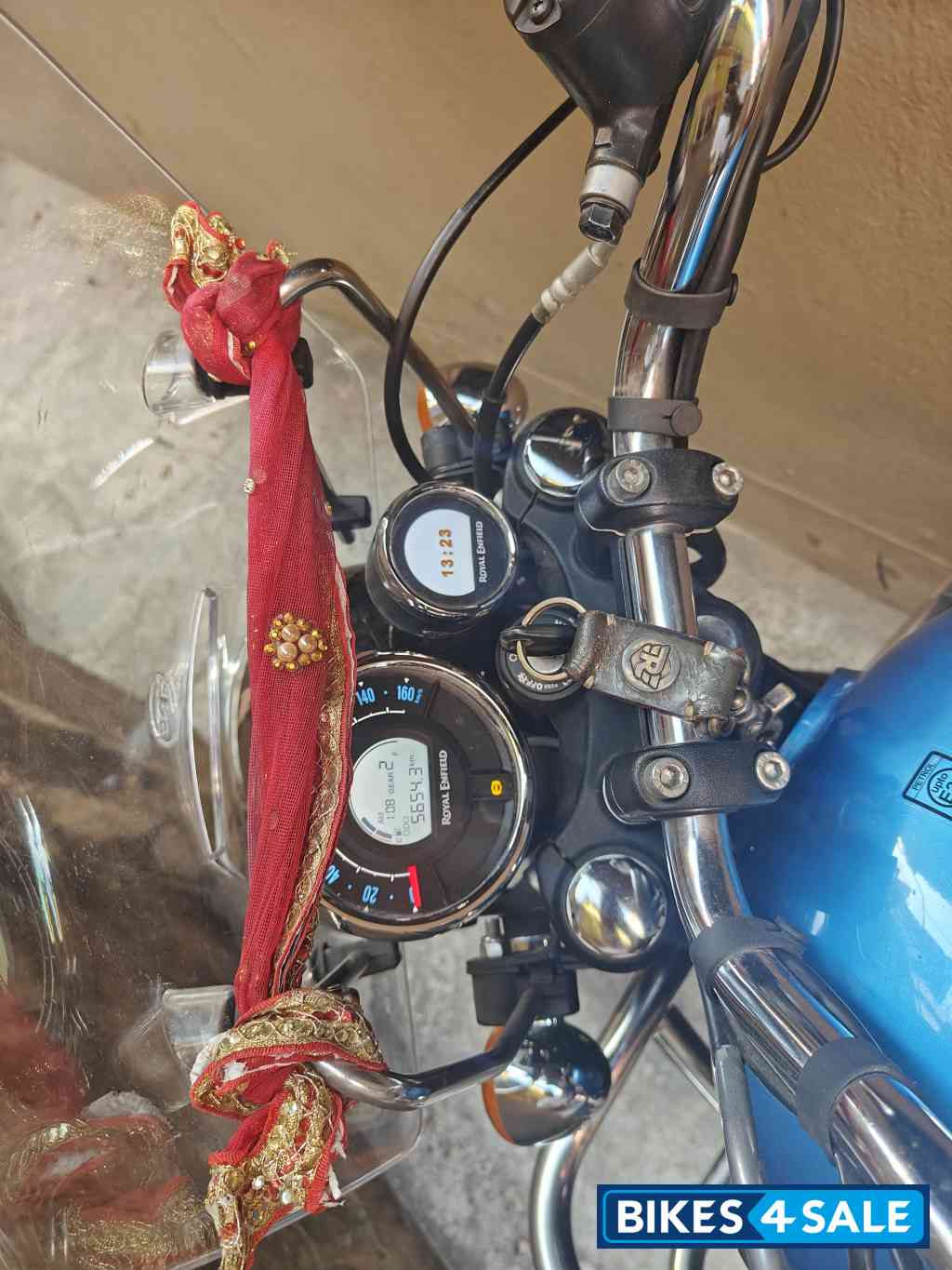 Royal Enfield Meteor 350 Supernova