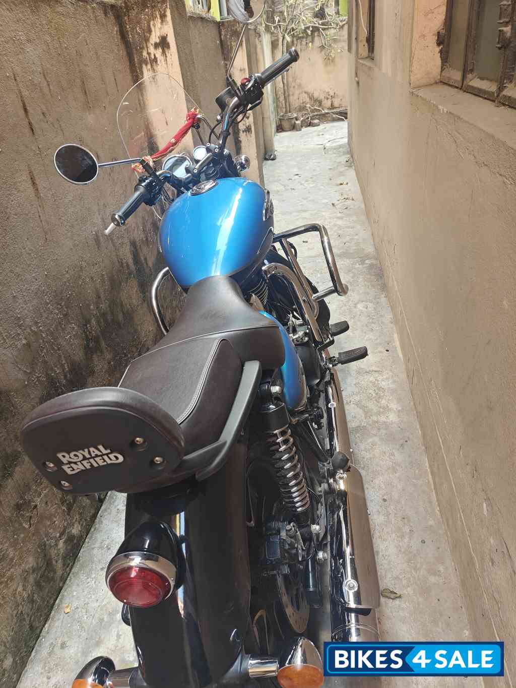 Royal Enfield Meteor 350 Supernova