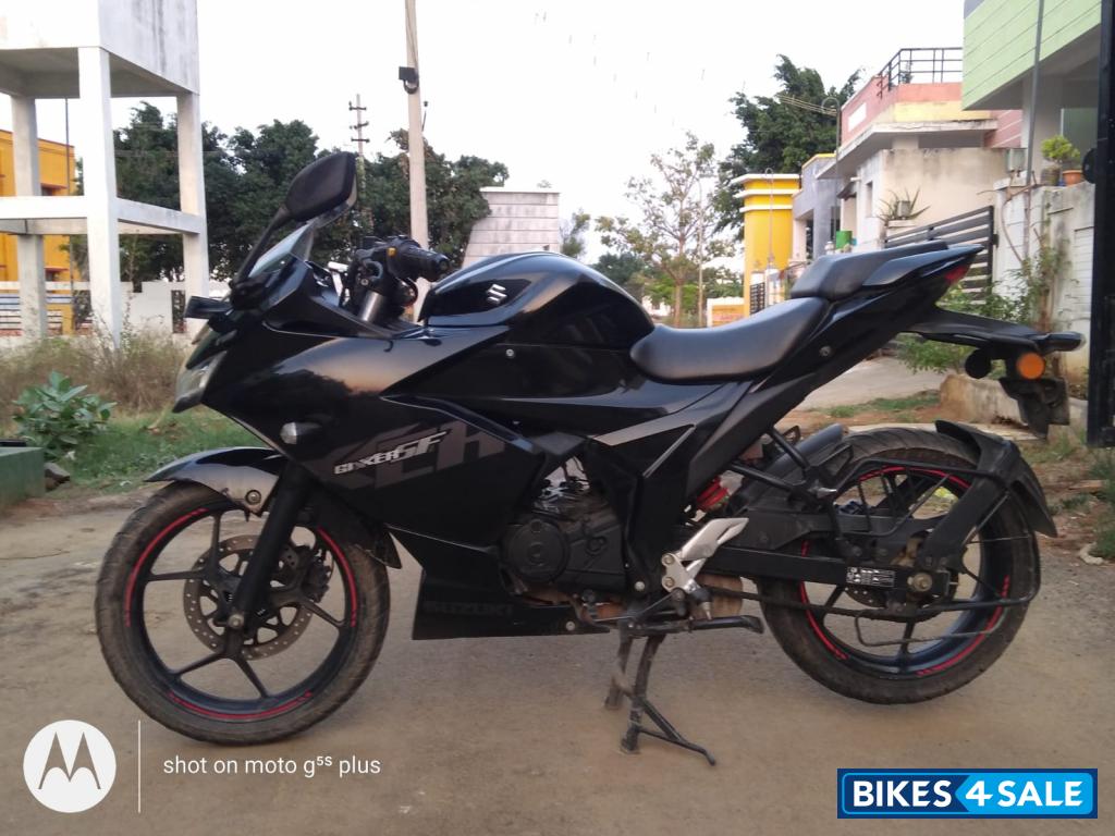 Suzuki Gixxer SF