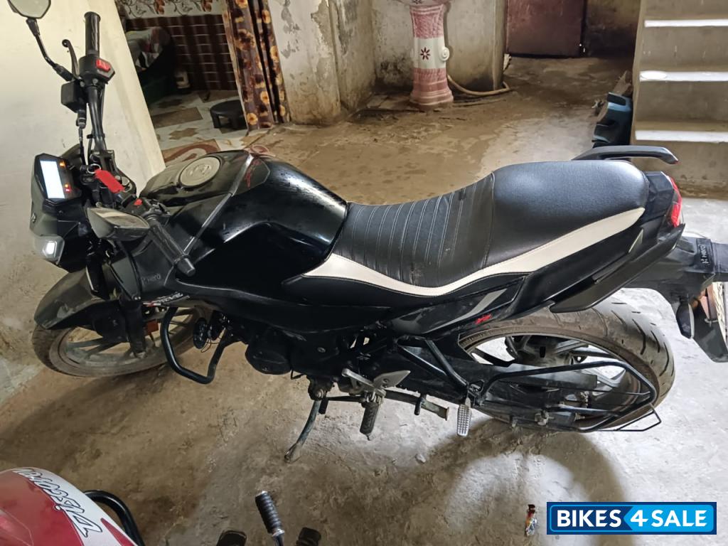 Black Hero Xtreme 160R