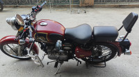 Chestnut Royal Enfield Classic 350