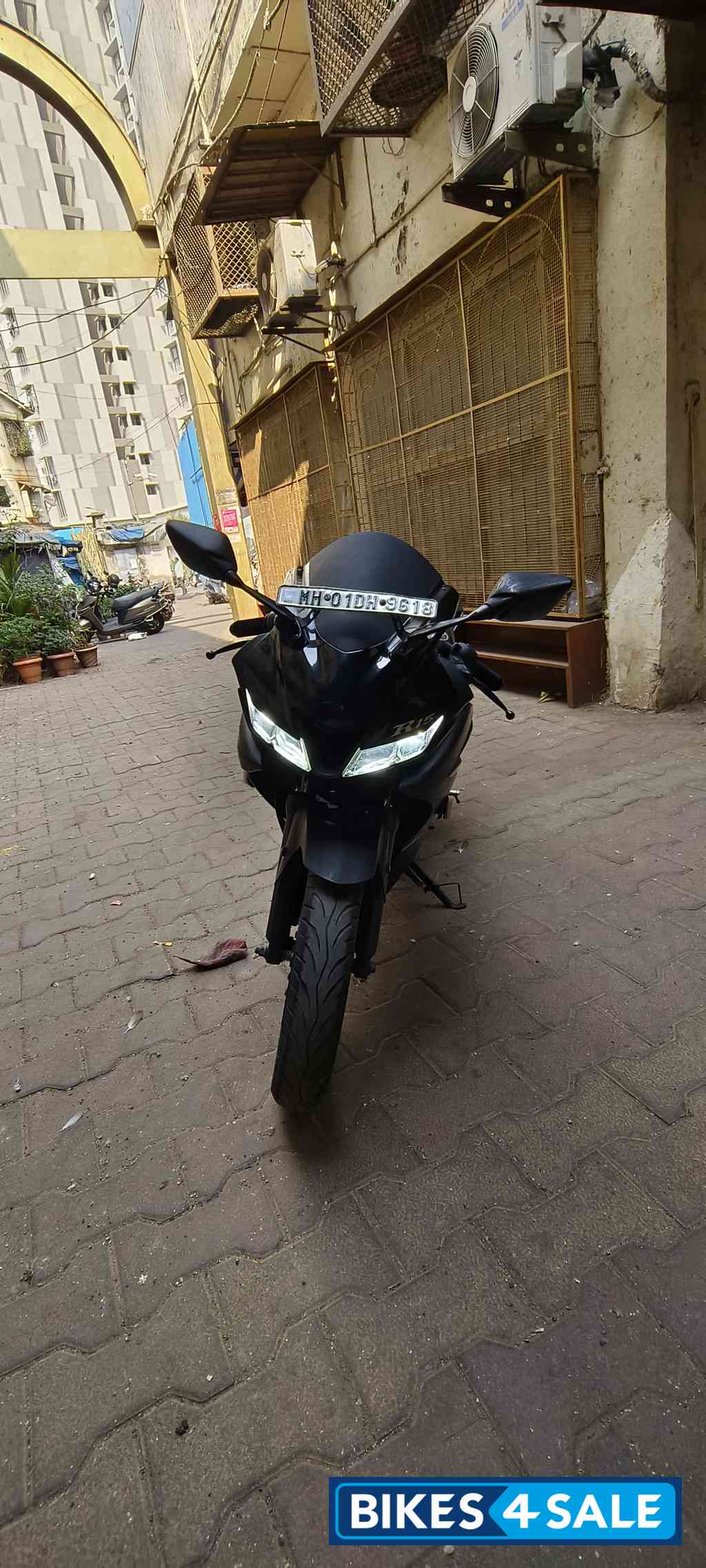 Yamaha YZF R15 V3 BS6