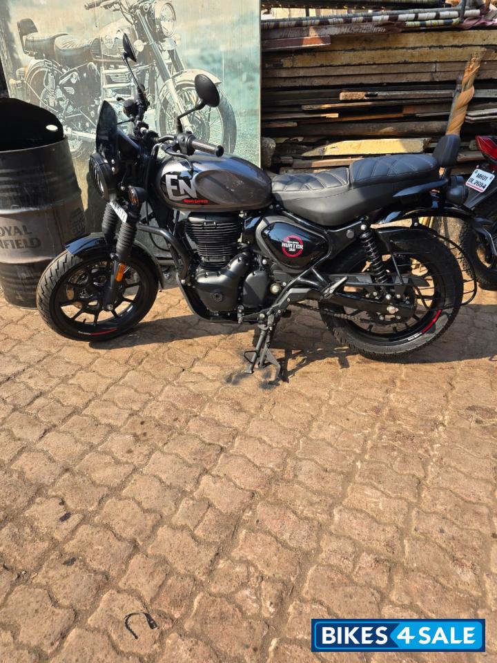 Royal Enfield Hunter 350 Metro