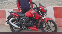 Red TVS Apache RTR 160