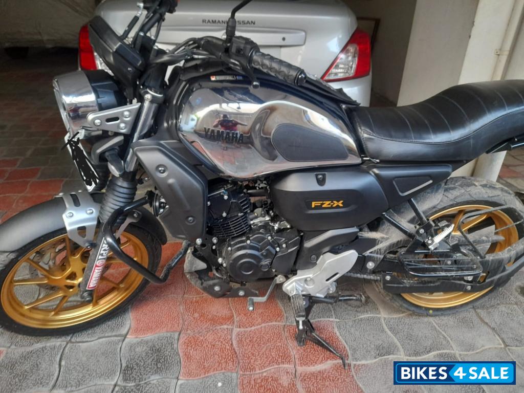 Yamaha FZ-X