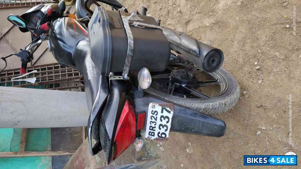 Black Honda CB Shine