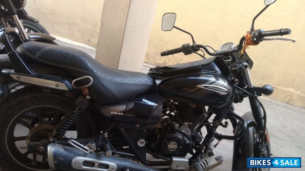 Bajaj Avenger Street 160 BS6