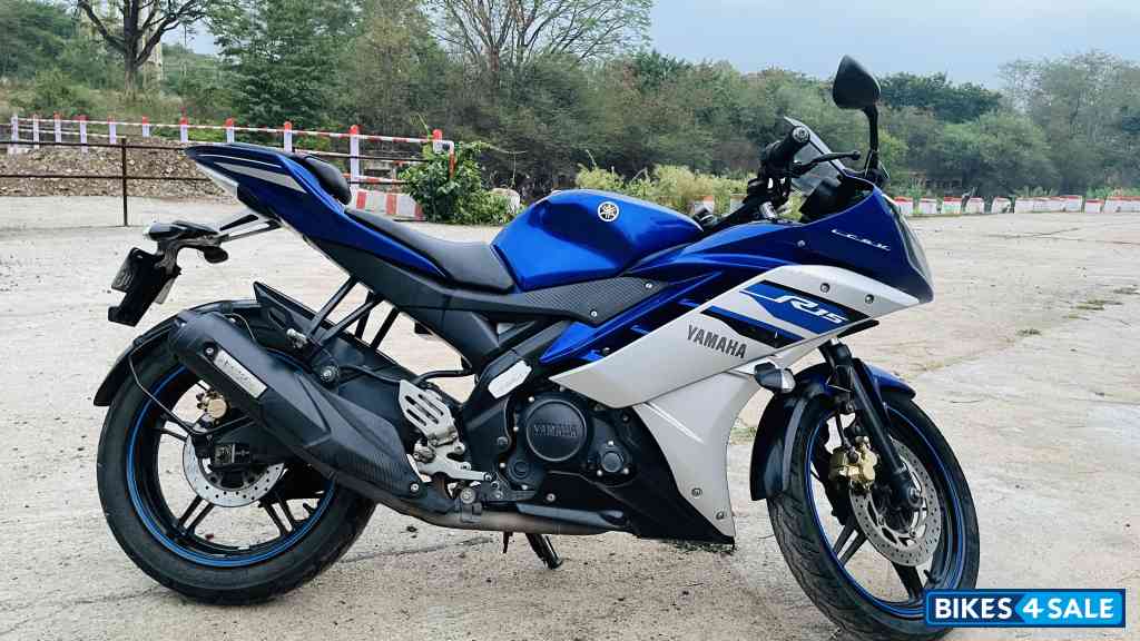 Yamaha YZF R15 V2 Yamaha YZF R15 V2