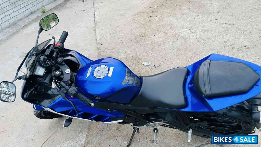 Yamaha YZF R15 V2 Yamaha YZF R15 V2