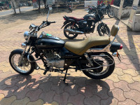 Bajaj Avenger 220 DTS-i