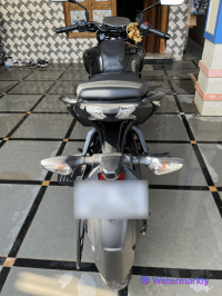 Brooklyn Black Bajaj Pulsar N160 Dual Channel ABS