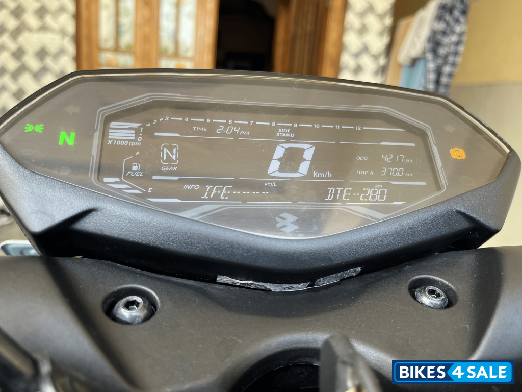 Brooklyn Black Bajaj Pulsar N160 Dual Channel ABS