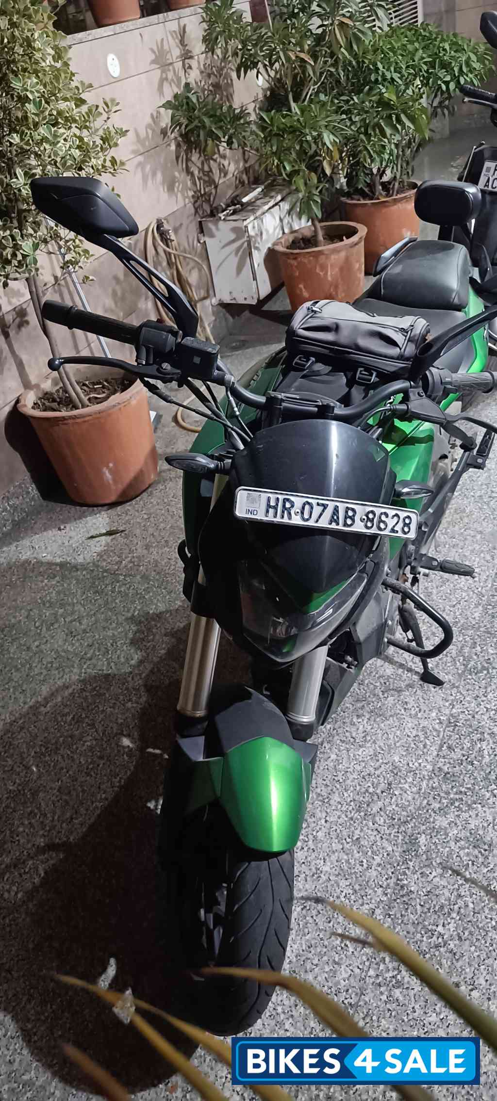 Bajaj Dominar 400 ABS BS6