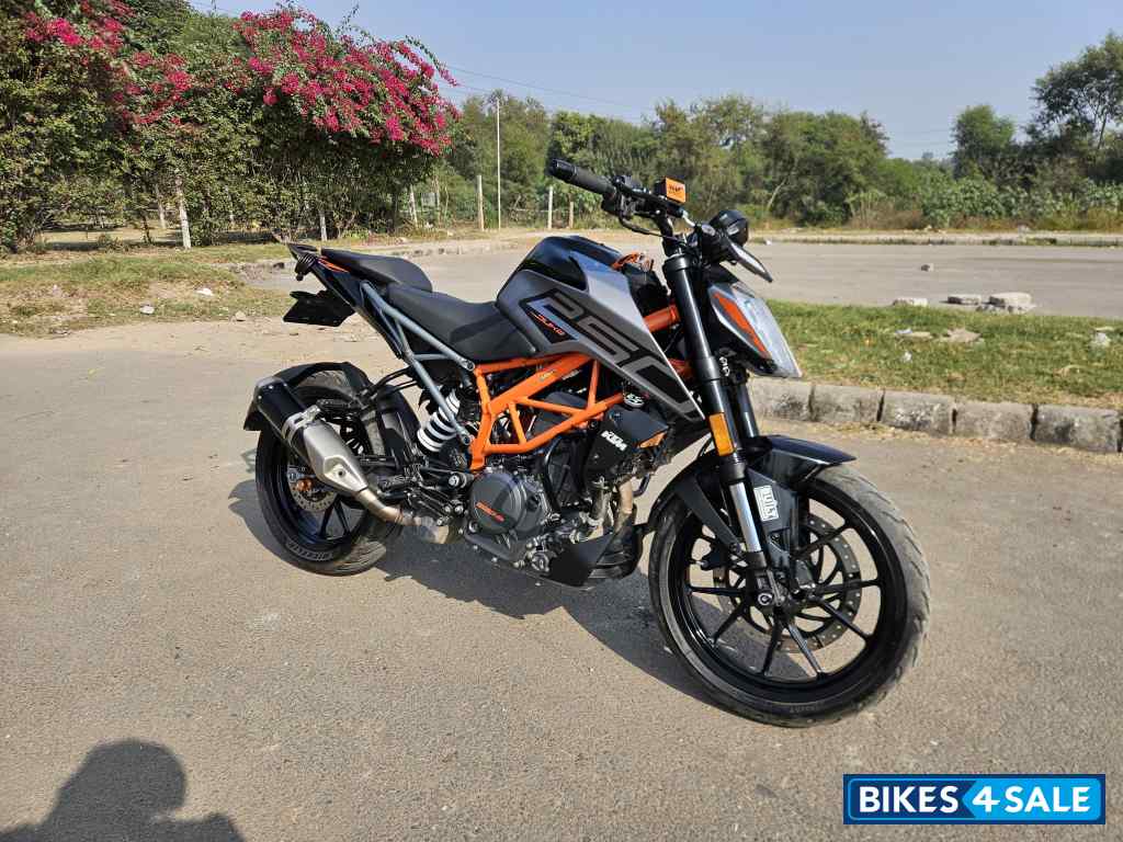 KTM Duke 250