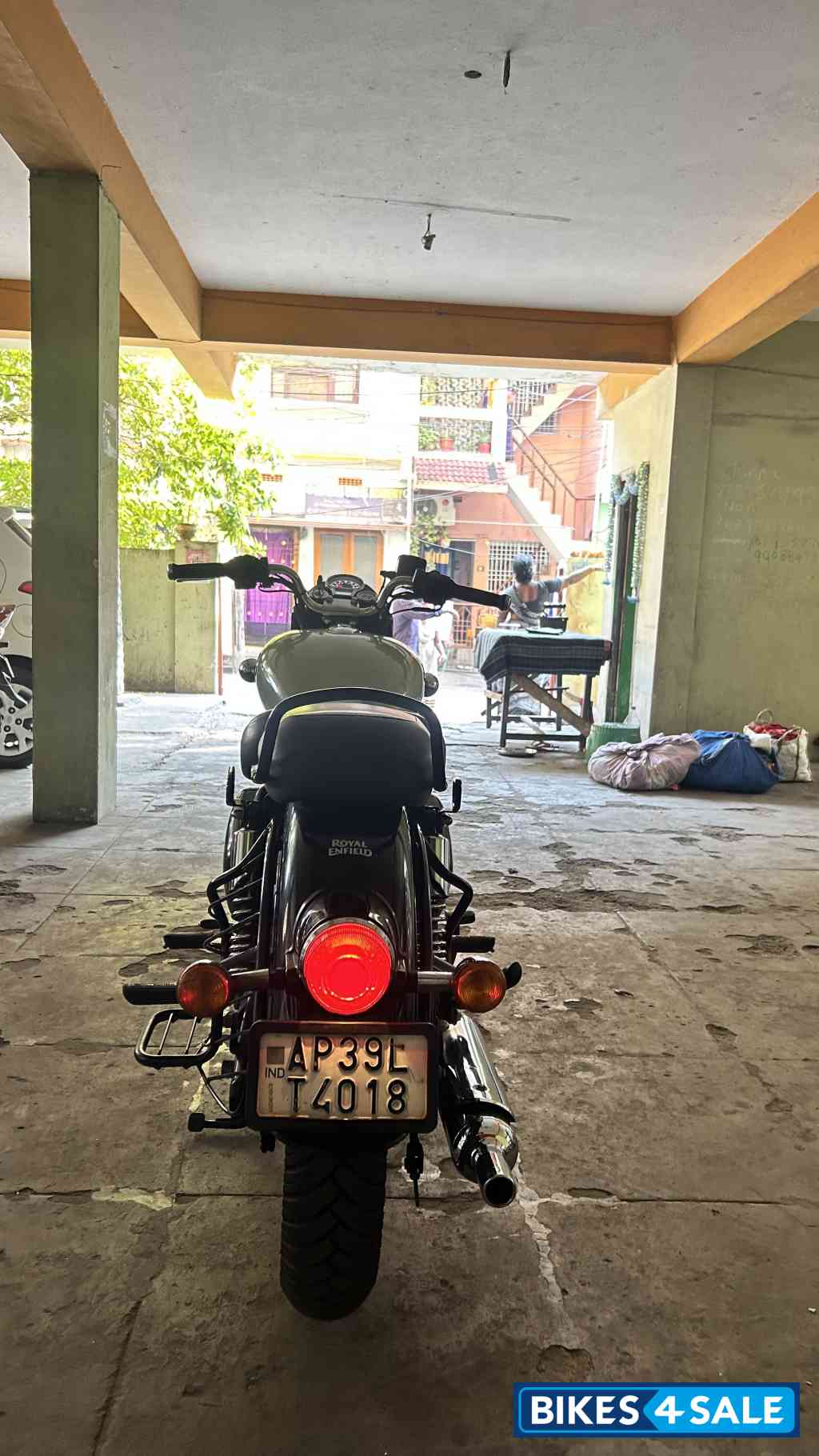 Royal Enfield Classic 350 Redditch Green