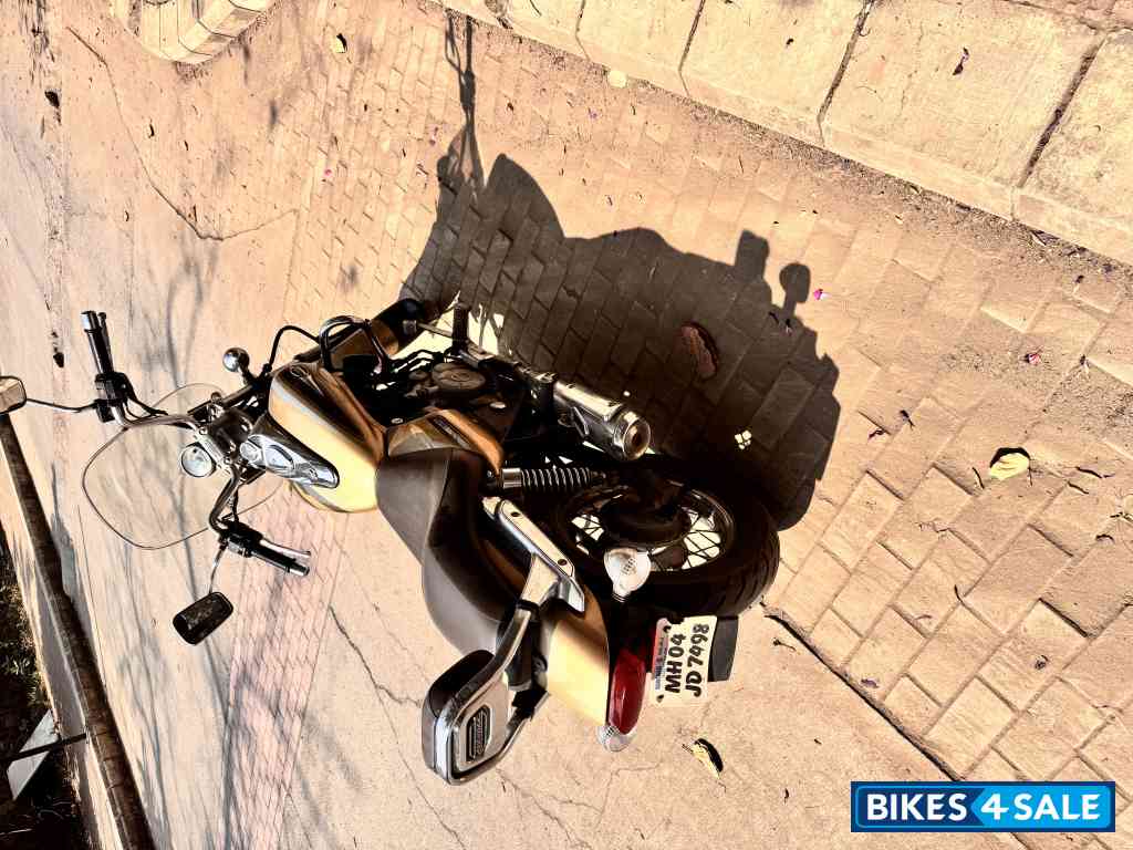 Bajaj Avenger Cruise 220