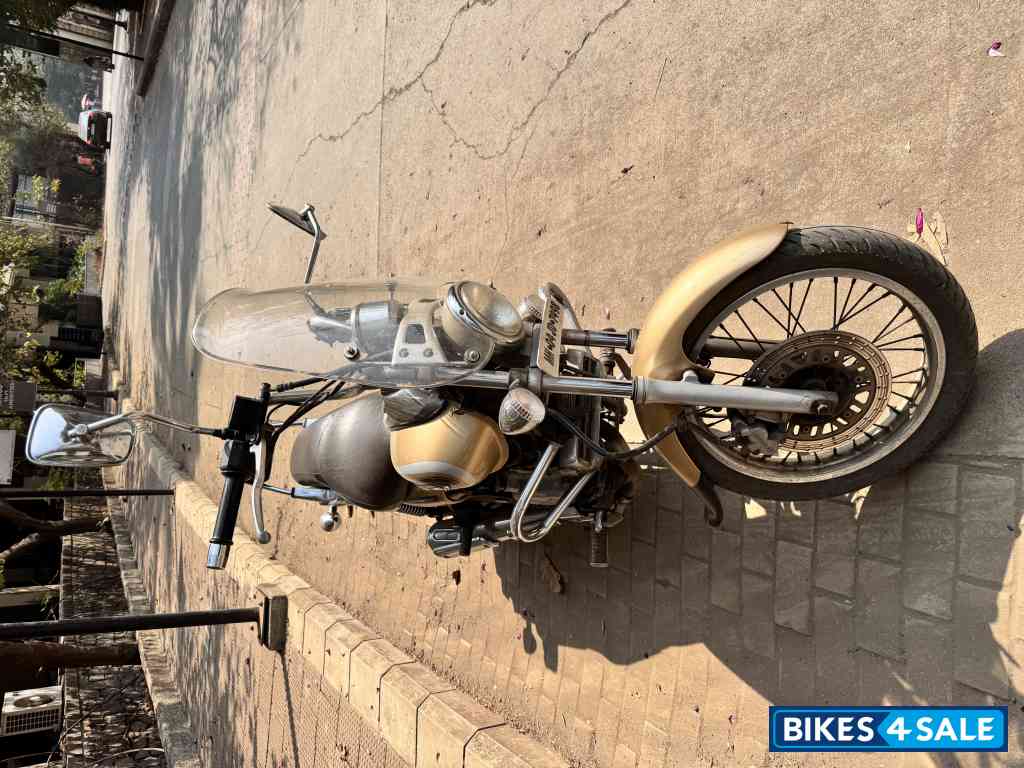 Bajaj Avenger Cruise 220