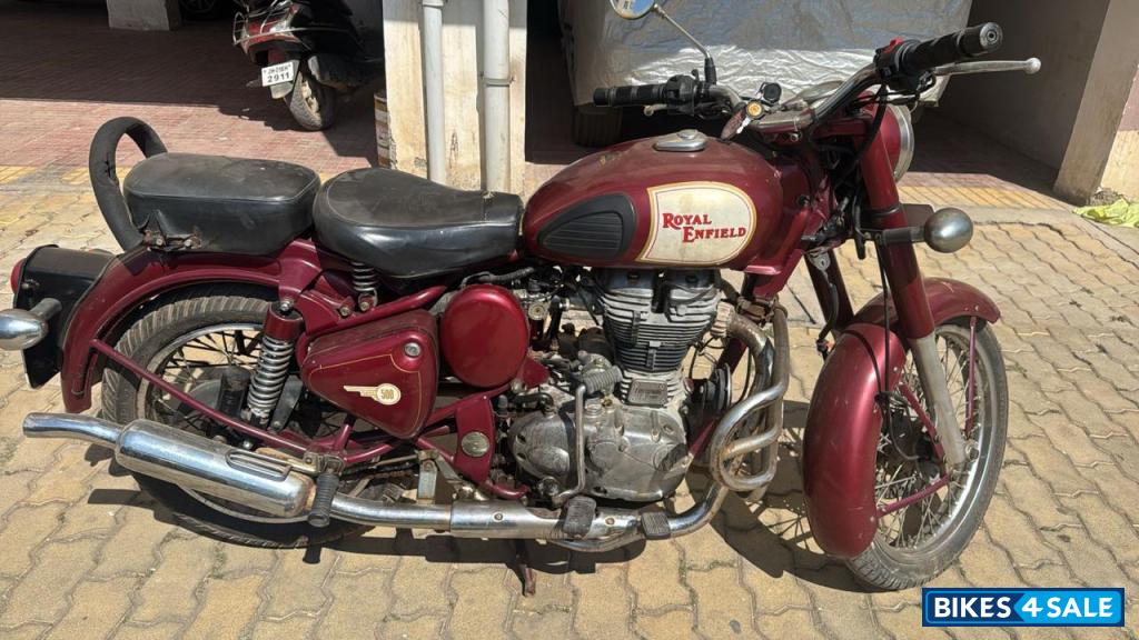 Royal Enfield Classic 500