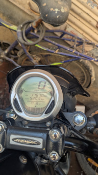 Bajaj Avenger Street 220