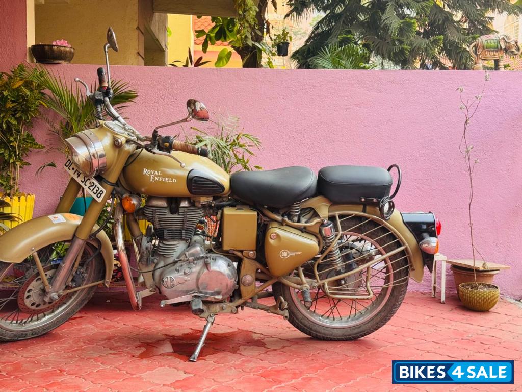 Royal Enfield Classic Desert Storm