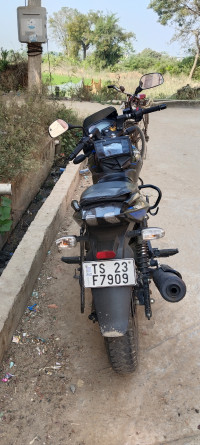 Blue And Black Bajaj Pulsar P150 Twin Disc Split Seat
