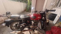 Red Royal Enfield Classic 350 Redditch Red
