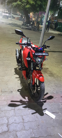 Red TVS Apache RTR 160 4V
