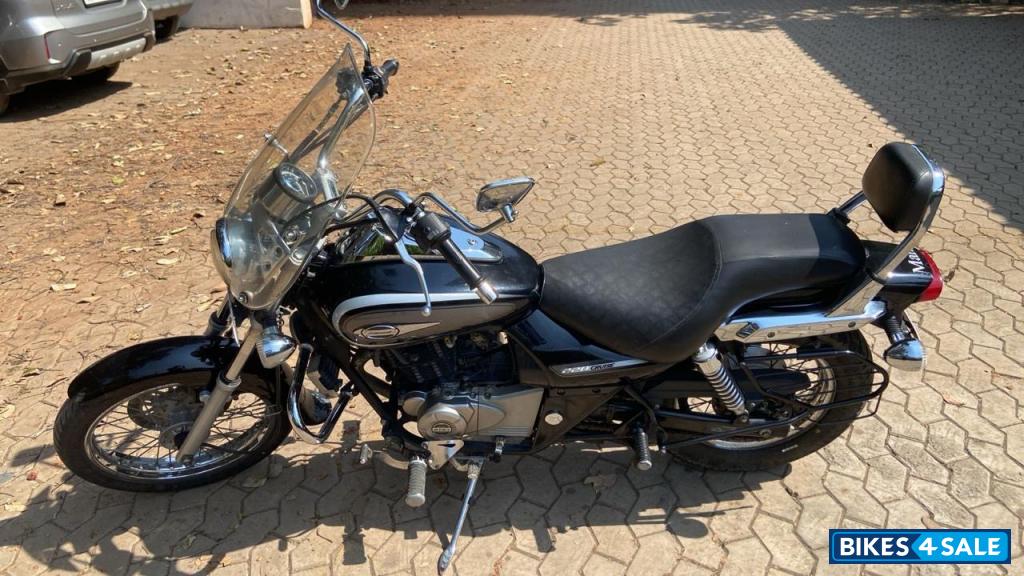 Bajaj Avenger Cruise 220