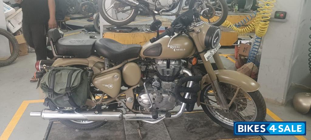 Royal Enfield Classic Desert Storm