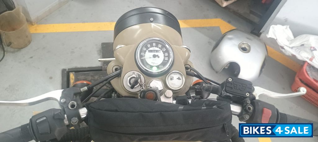 Royal Enfield Classic Desert Storm