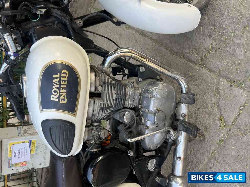 Ash White Royal Enfield Classic 350