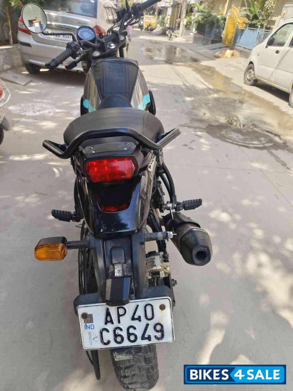 Sliver Spirit Royal Enfield Scram 411