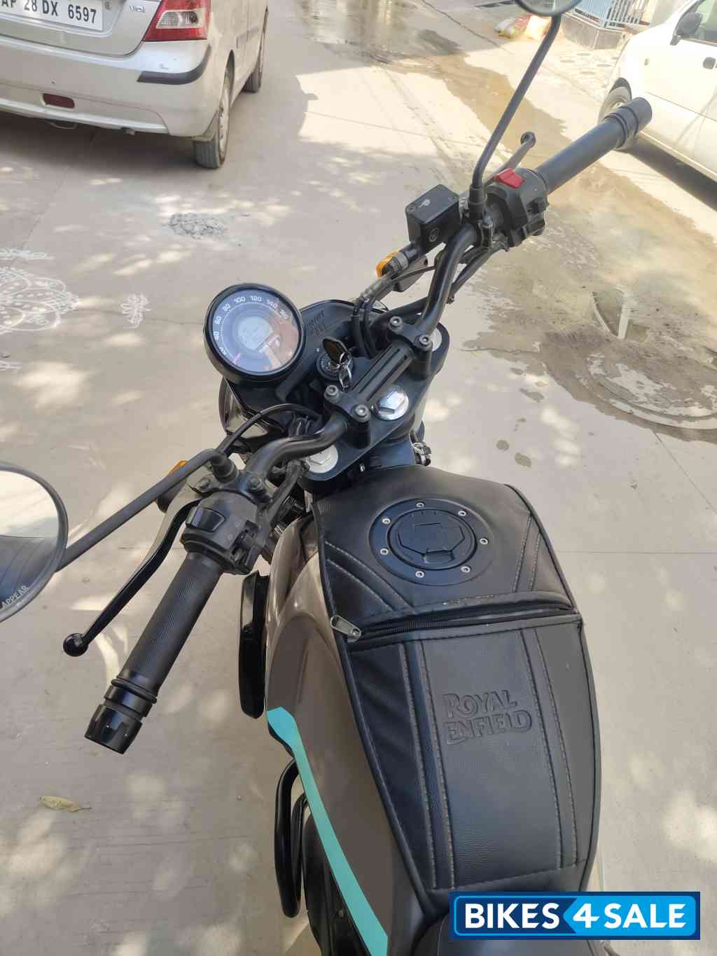 Sliver Spirit Royal Enfield Scram 411