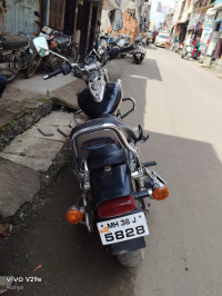 Bajaj Avenger 200 DTS-i