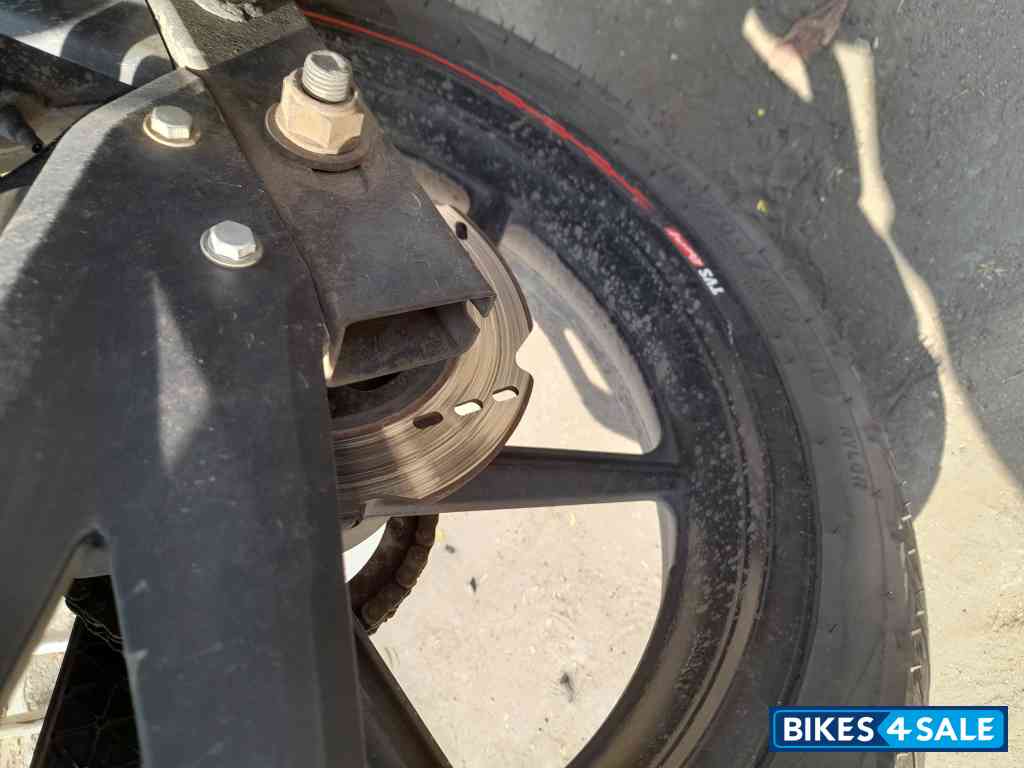 TVS Apache RTR 160 4V